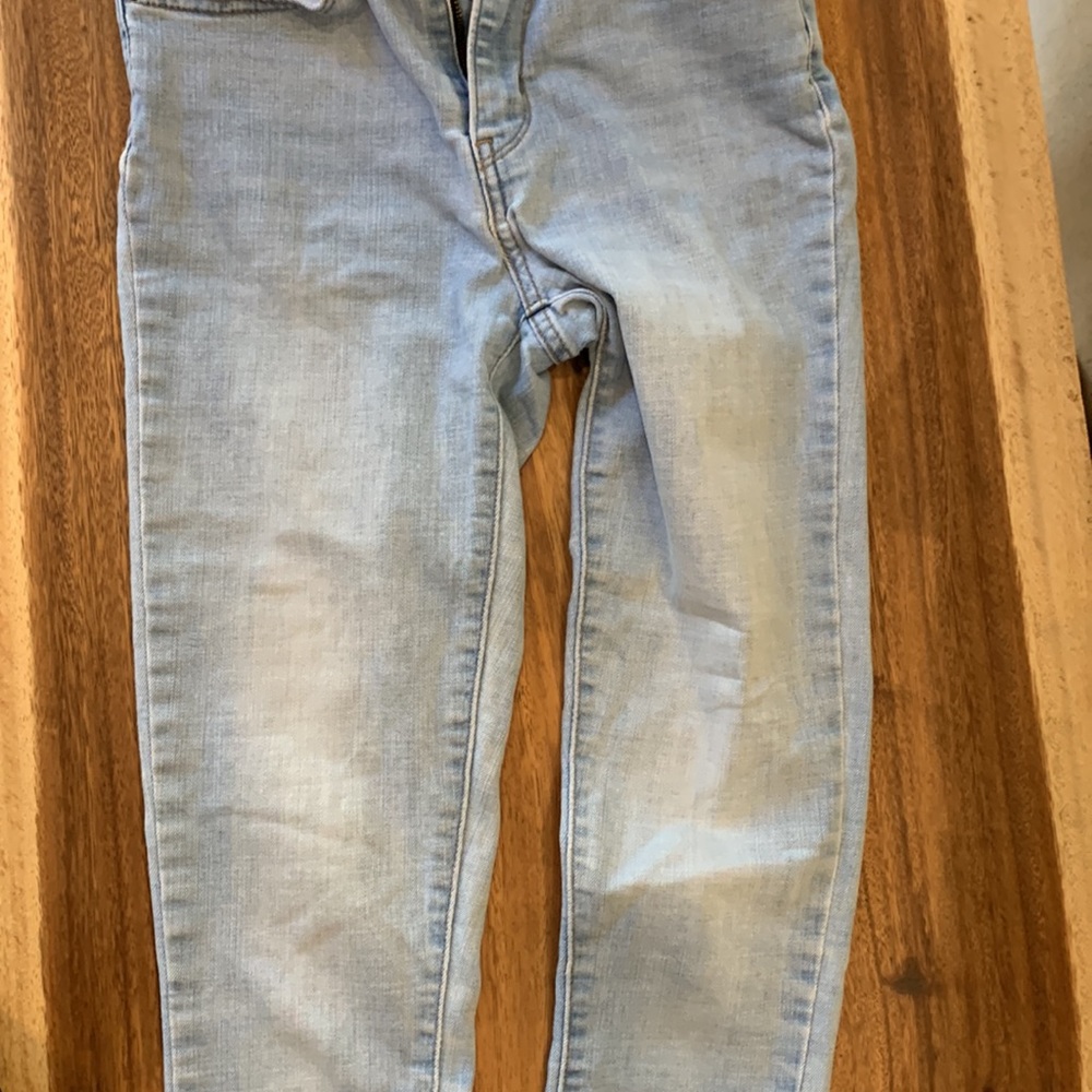 Levi’s High Rise Jeans. - Picture 5 of 5